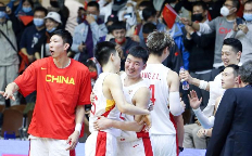 中国男篮即将启程回国 周琦将回墨尔本继续征战NBL