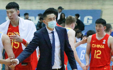 朱彦硕：杜锋仍是现在中国男篮最好的教练 只是没能做到两头兼顾